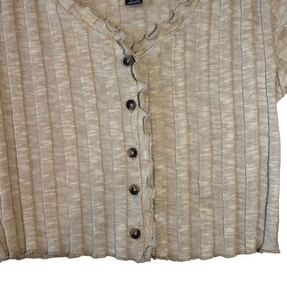 BDG Tan Ruffle Crop Top - Picture 3 of 5